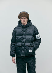 NEIGHBORHOOD
NH X EDDIE BAUER . KARAKORAM DOWN JACKET